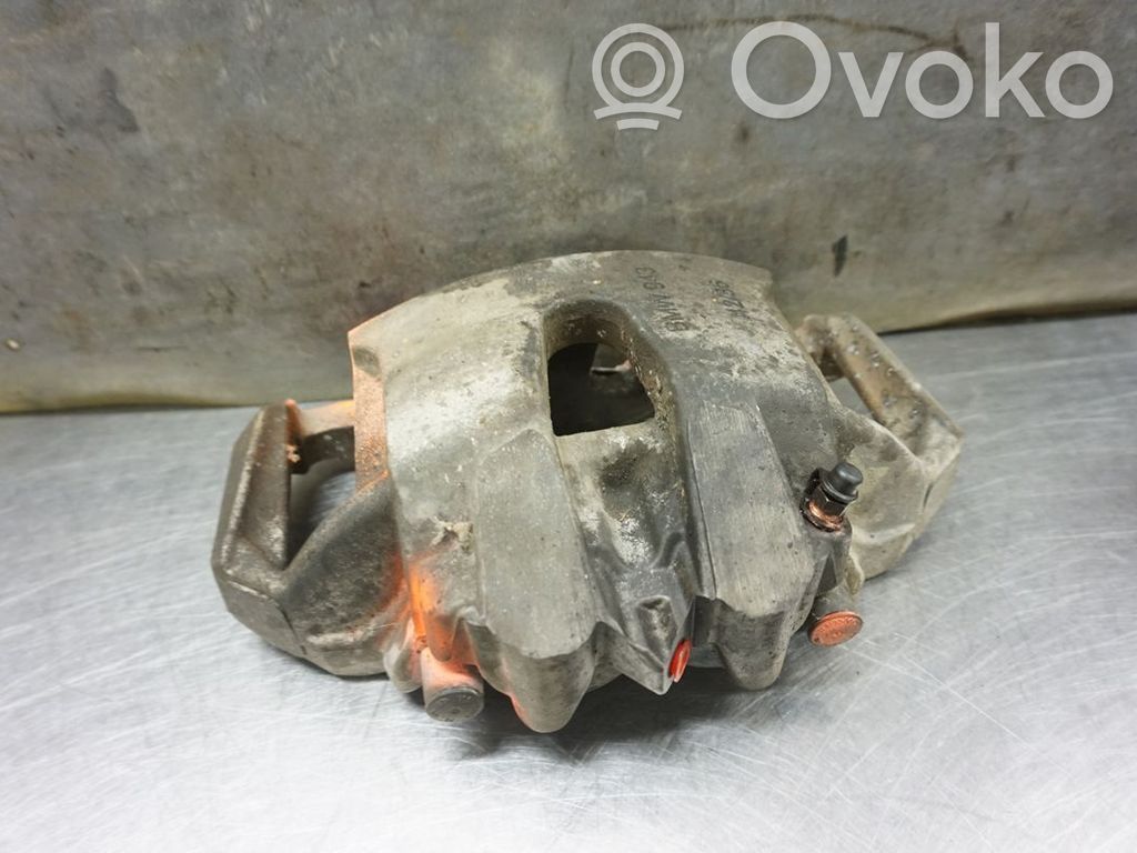 BMW 5 E60 E61 Передний суппорт 