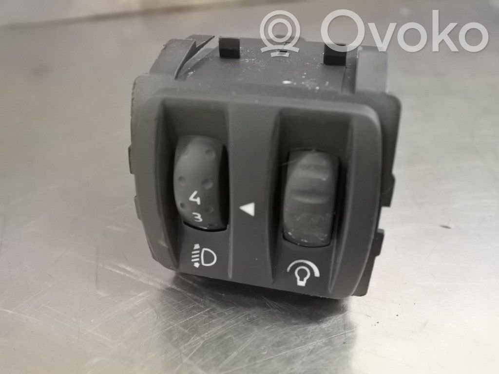 Renault Megane II Light switch 