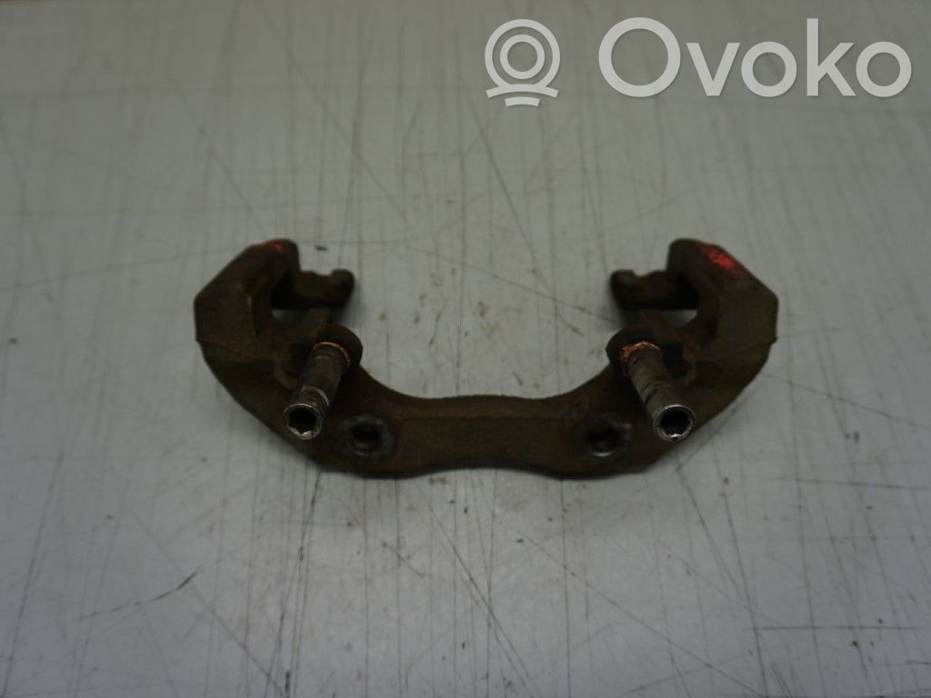 Ford Focus Оковки тормозных колодок (перед) 