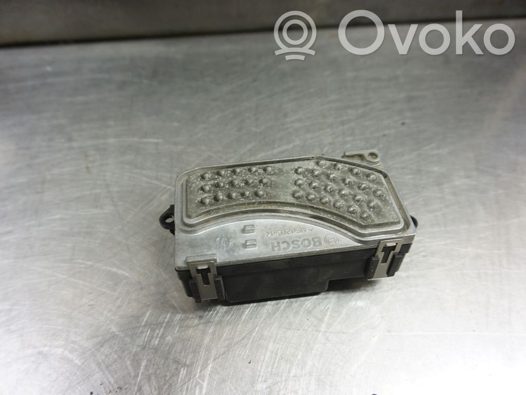 Audi A6 S6 C6 4F Rezystor / Opornik dmuchawy nawiewu 