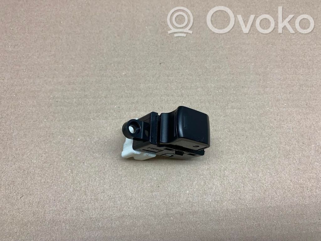Electric window control switch   254111FA0A,244695
