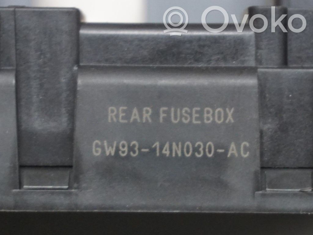 Jaguar XJ X351 Fuse module 
