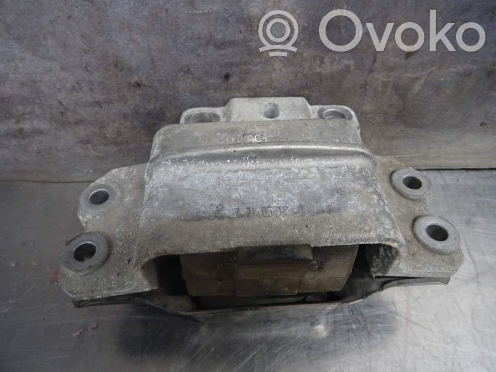 Volkswagen PASSAT B6 Supporto della scatola del cambio 