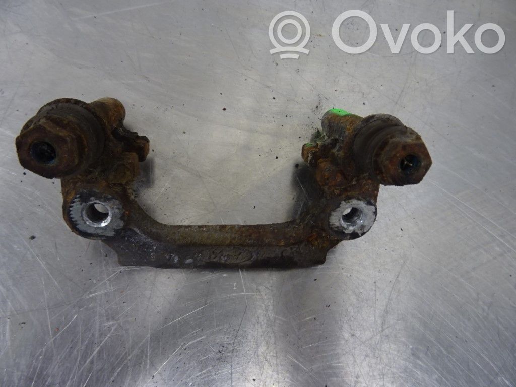 Ford Fiesta Оковки тормозных колодок (перед) 