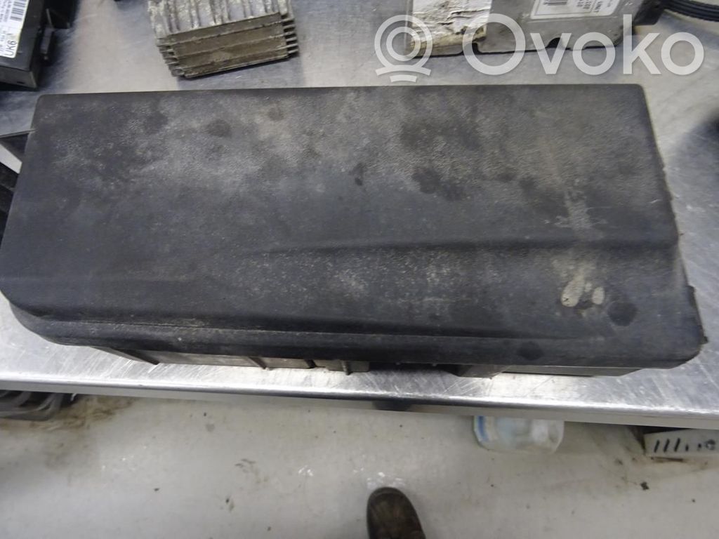 Opel Vectra C Fuse module 