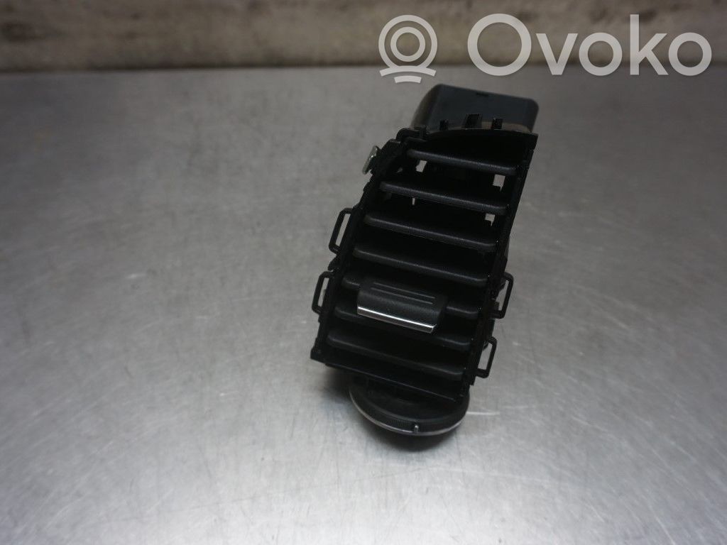 Renault Megane IV Dash center air vent grill 