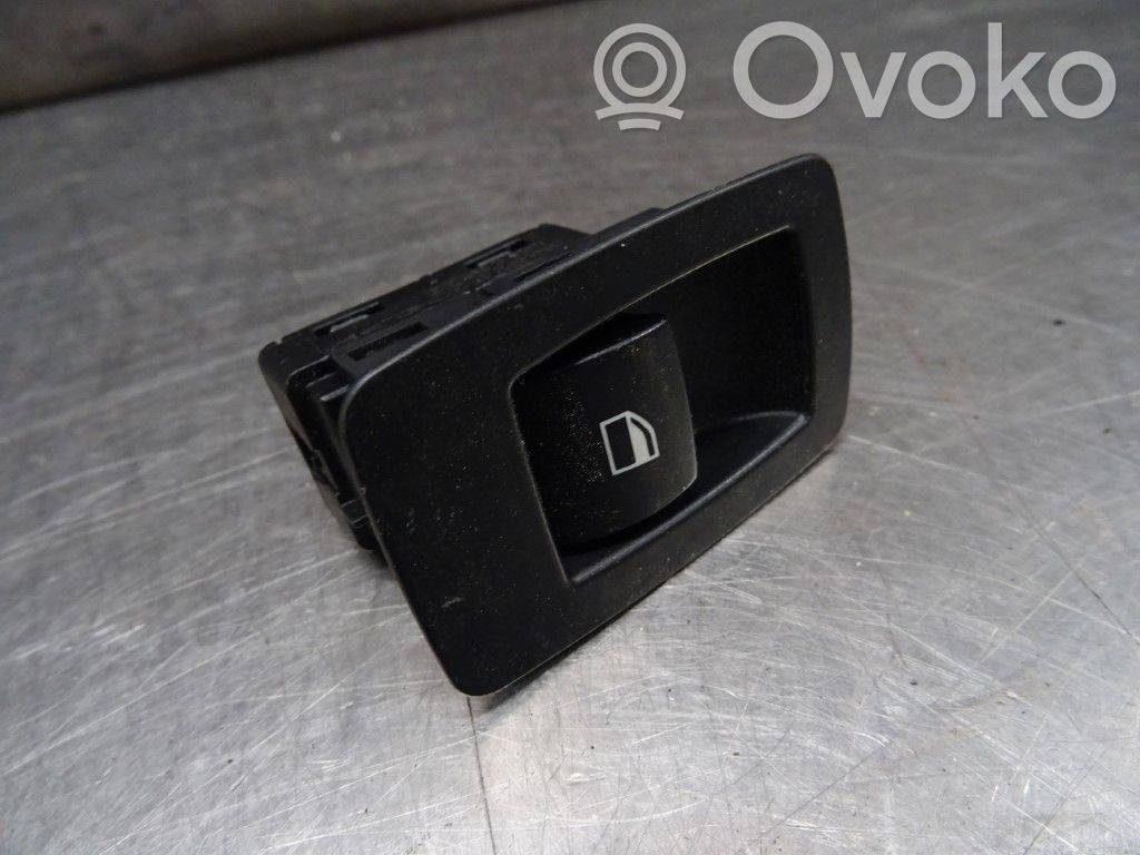 Electric window control switch   61316945874,N004252