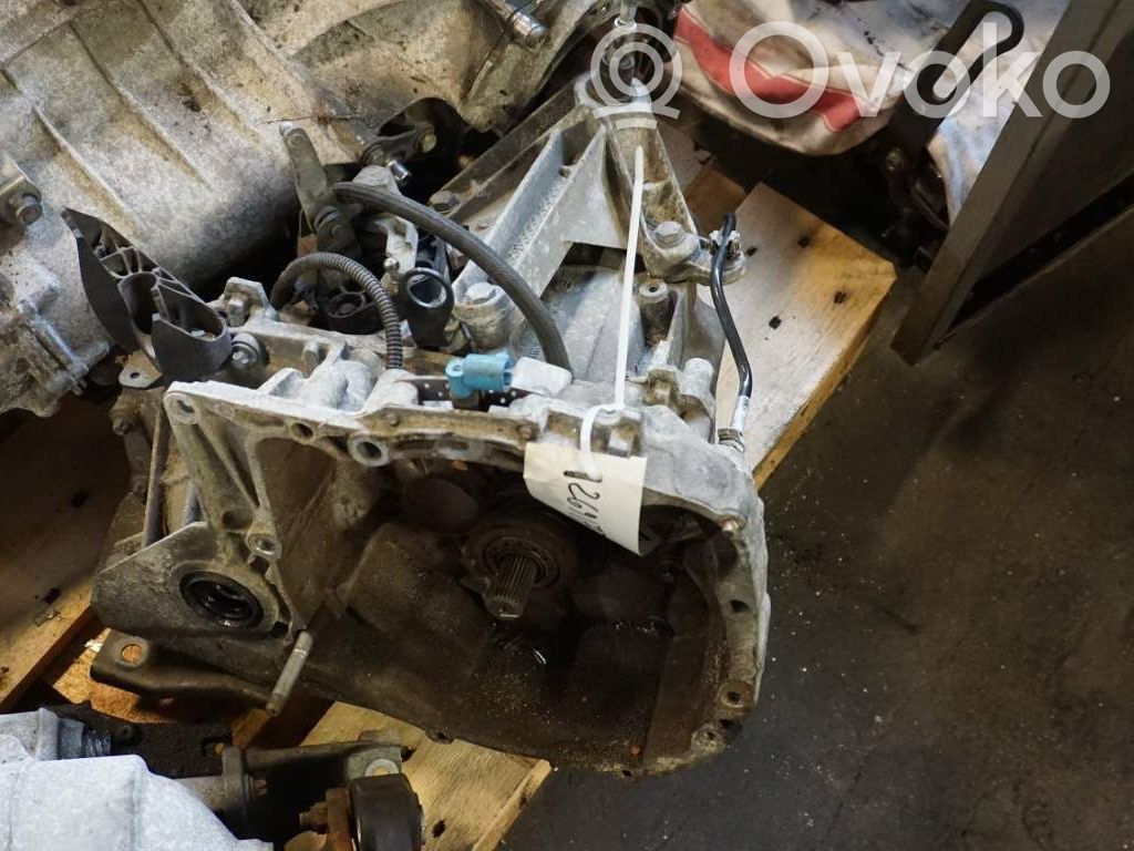 Renault Clio III Manualna 5-biegowa skrzynia biegów 