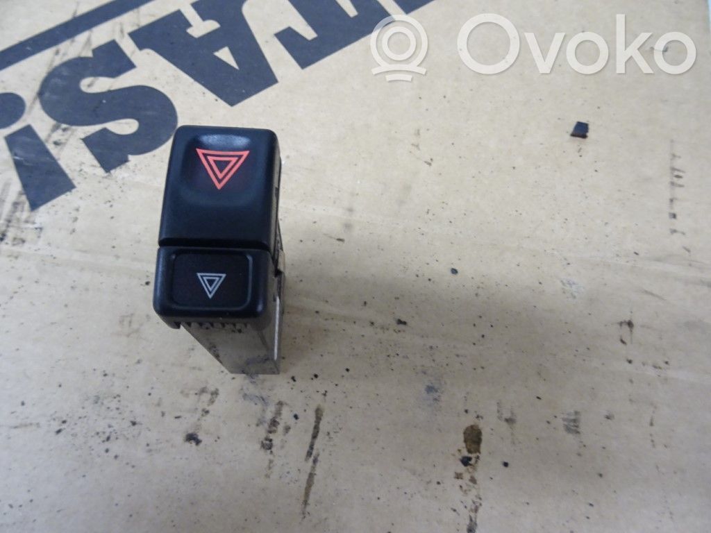 Volvo 850 Comutator lumini pericol 
