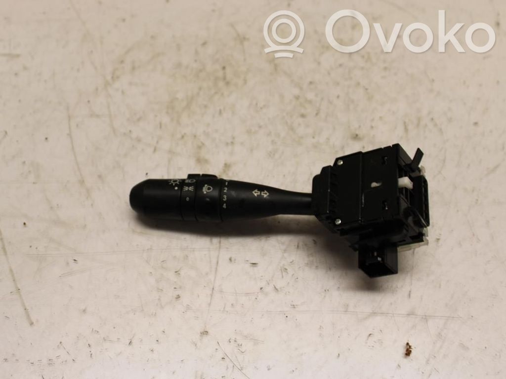 Mitsubishi Colt Palanca de intermitentes 