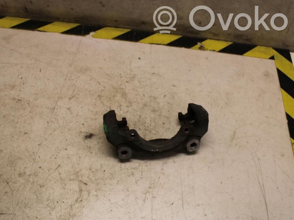 Land Rover Range Rover Evoque L538 Mocowanie przedniego zacisku hamulca 