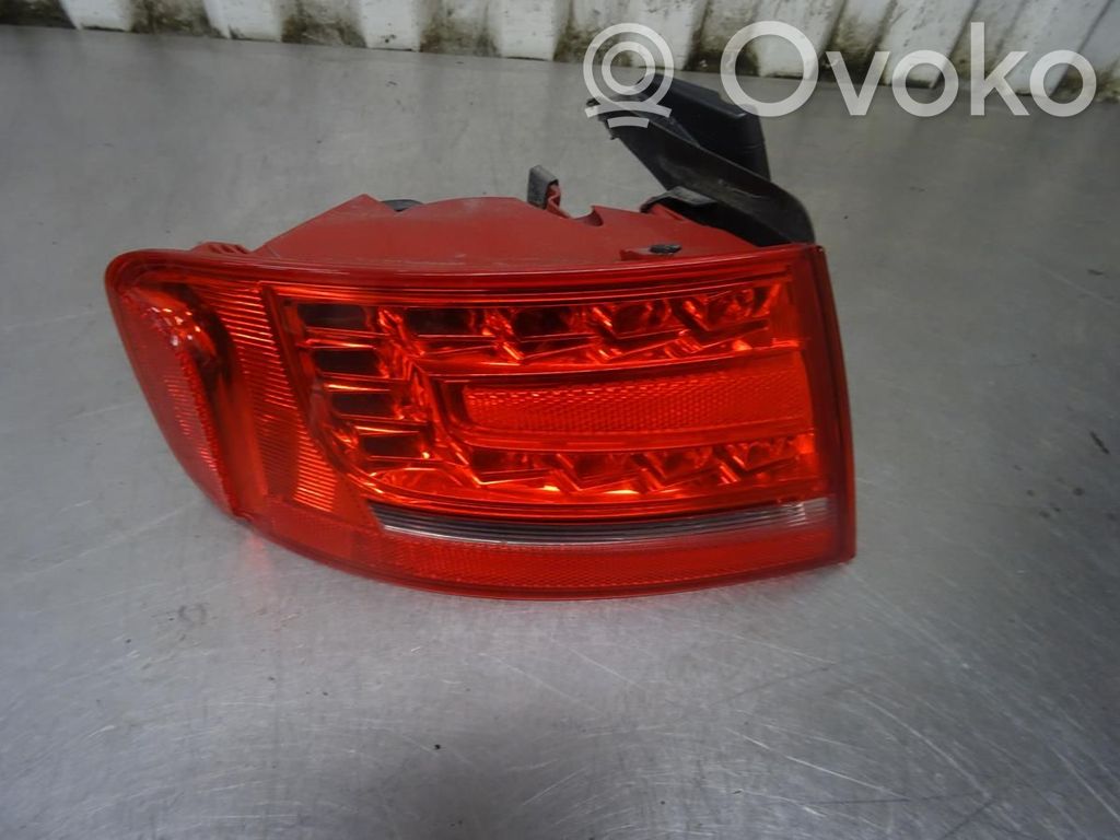 Audi A4 S4 B8 8K Lampă spate în caroserie 