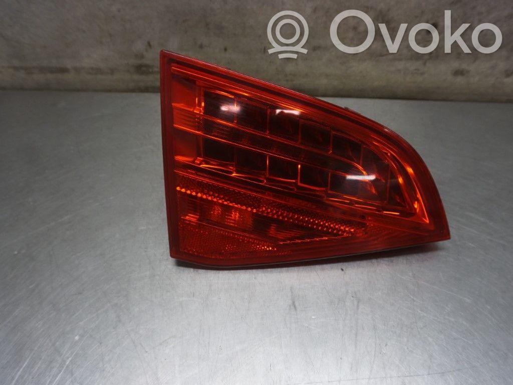 Audi A4 S4 B8 8K Lampy tylnej klapy bagażnika 