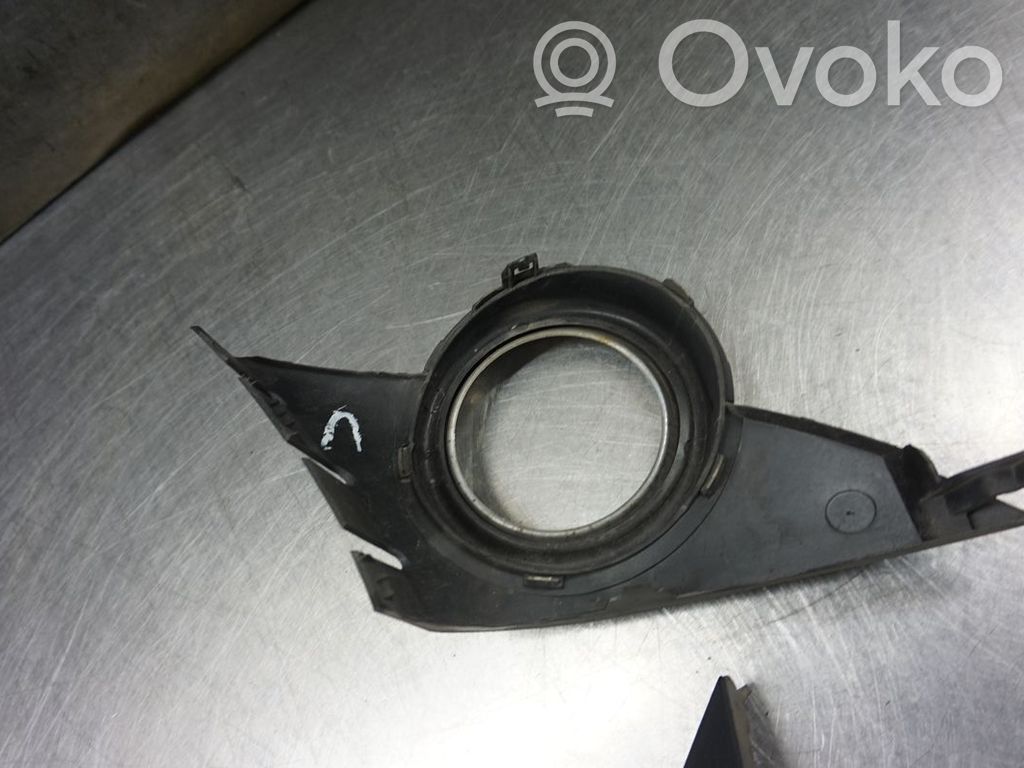 Peugeot 207 Grille calandre supérieure de pare-chocs avant