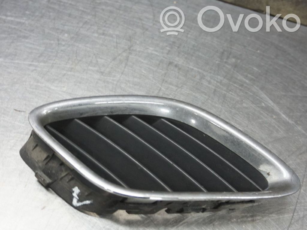 Saab 9-3 Ver2 Unteres Gitter dreiteilig vorne 