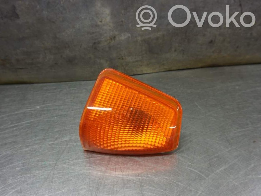 Front indicator light   3464061,136735