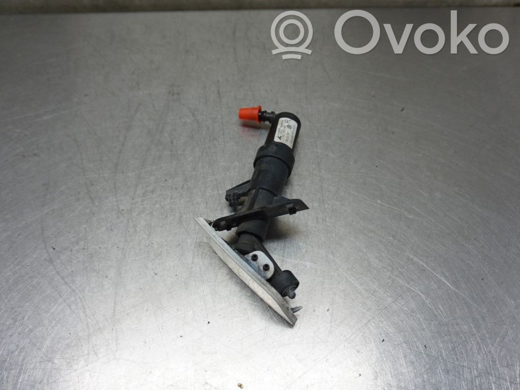 Volkswagen PASSAT CC Ugello a spruzzo lavavetri per faro 