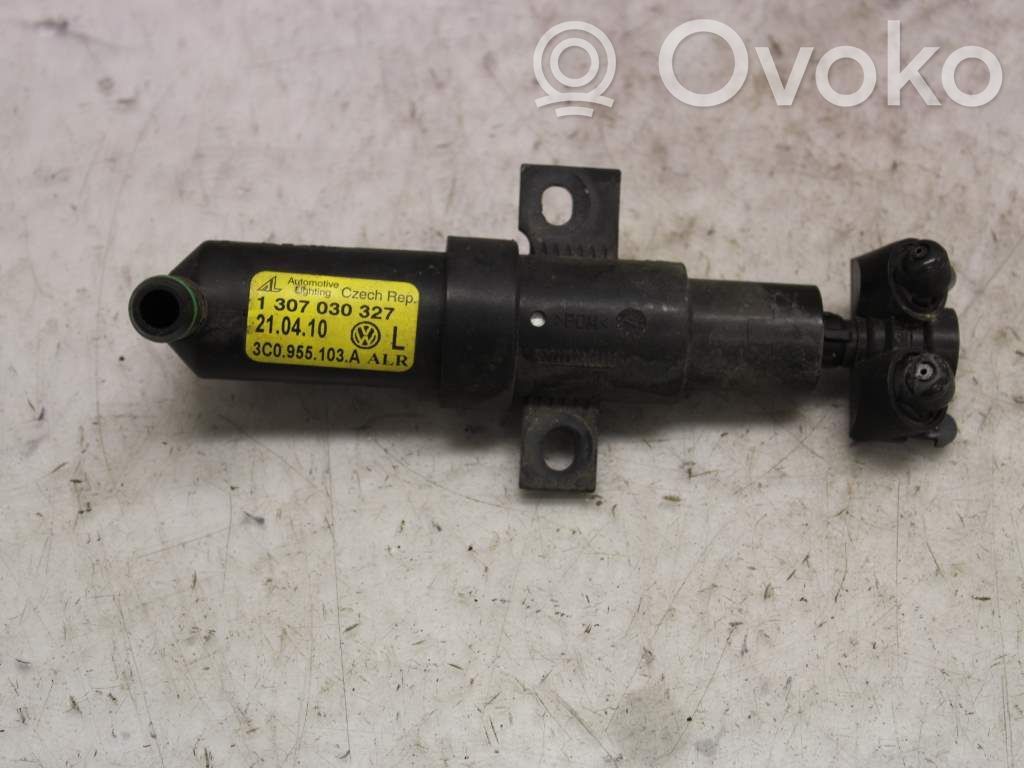 Volkswagen PASSAT B6 Dysza spryskiwacza lampy przedniej 