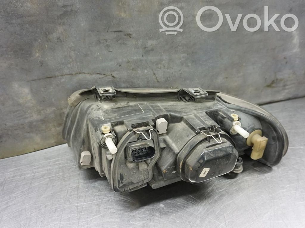 Lampa przednia   8D0941030AK,135728,0018508