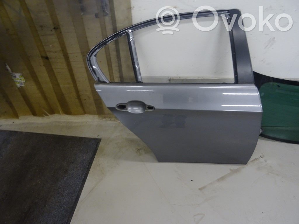 Galinės durys   41007203648,142380