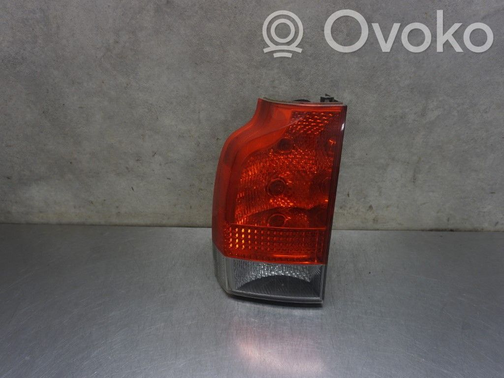 Volvo V70 Galinis žibintas kėbule 