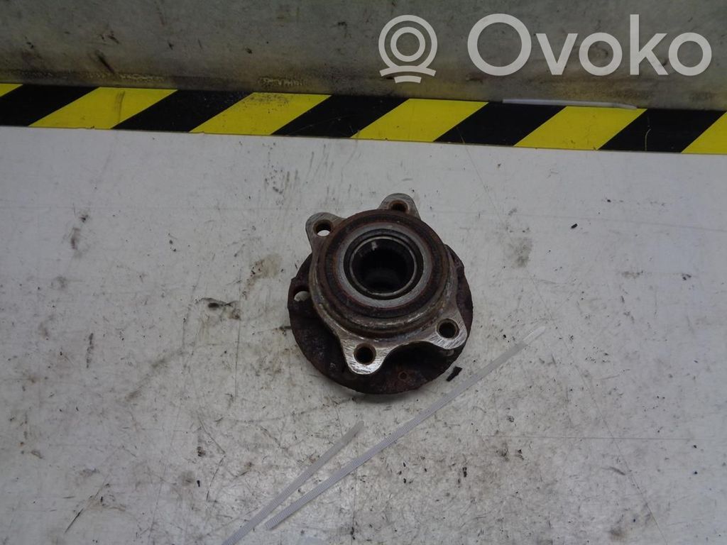 Audi A6 S6 C6 4F Fuso a snodo con mozzo ruota anteriore 