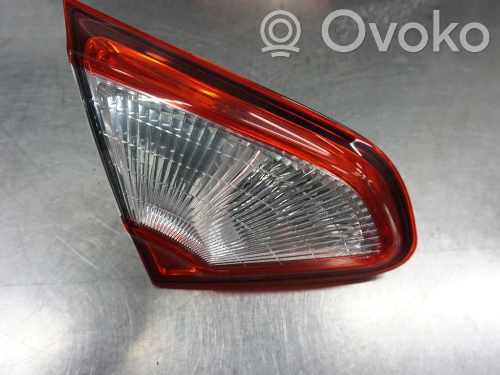 Nissan Qashqai Rückleuchte Heckleuchte innen 