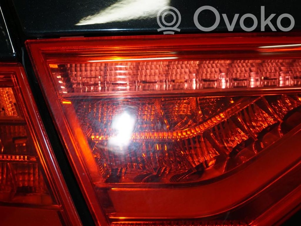 Audi A5 8T 8F Lampă spate în capacul portbagajului 