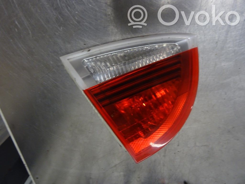 BMW 3 E90 E91 Lampă spate în capacul portbagajului 