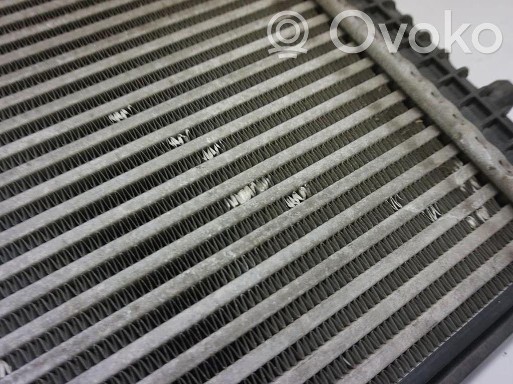 Volkswagen Touran I Radiatore intercooler 