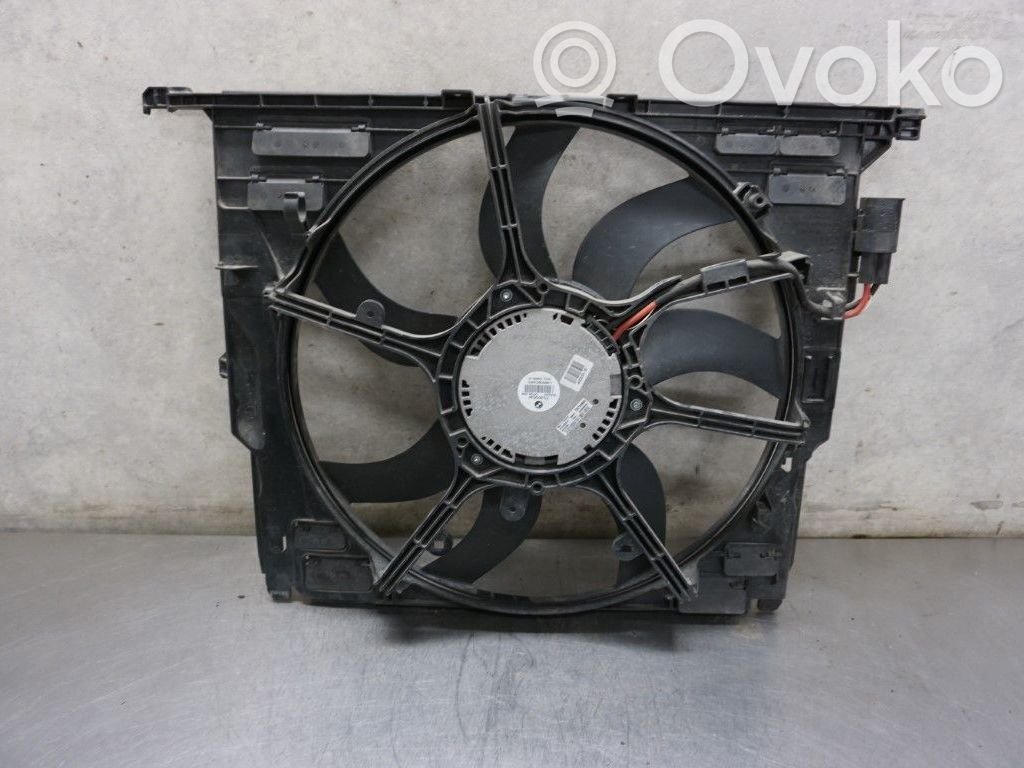 BMW 5 F10 F11 Elektryczny wentylator chłodnicy