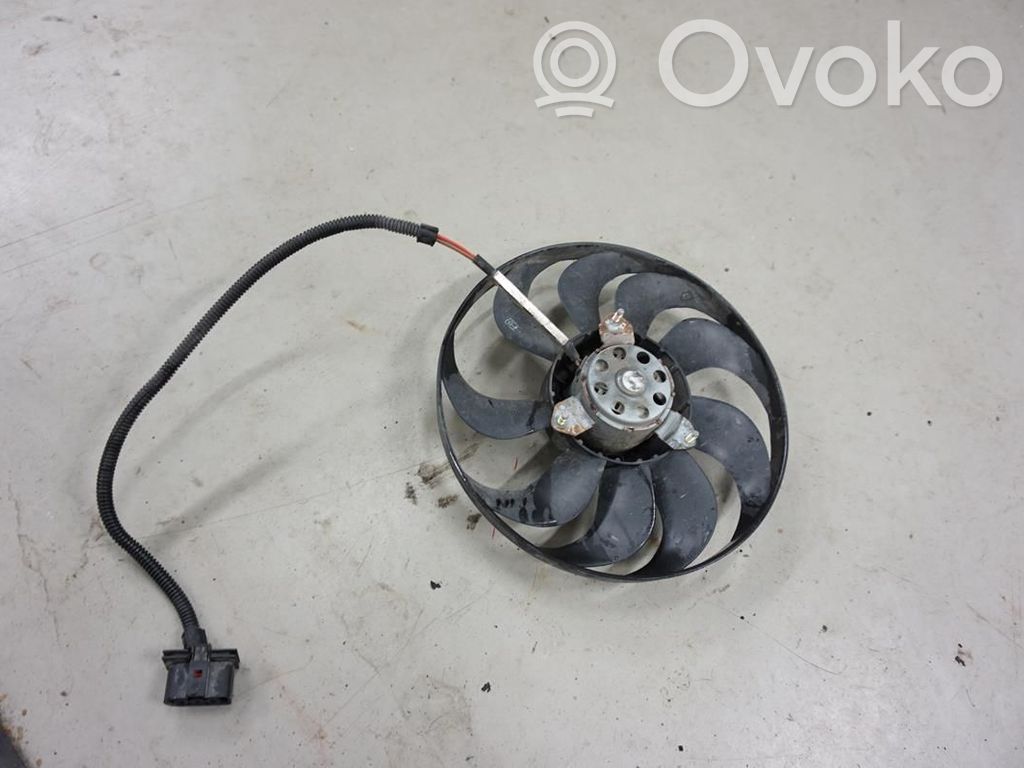 Volkswagen Golf IV Ventilator electric răcire radiator 