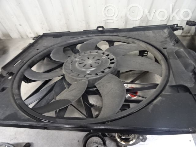BMW 5 F10 F11 Elektryczny wentylator chłodnicy
