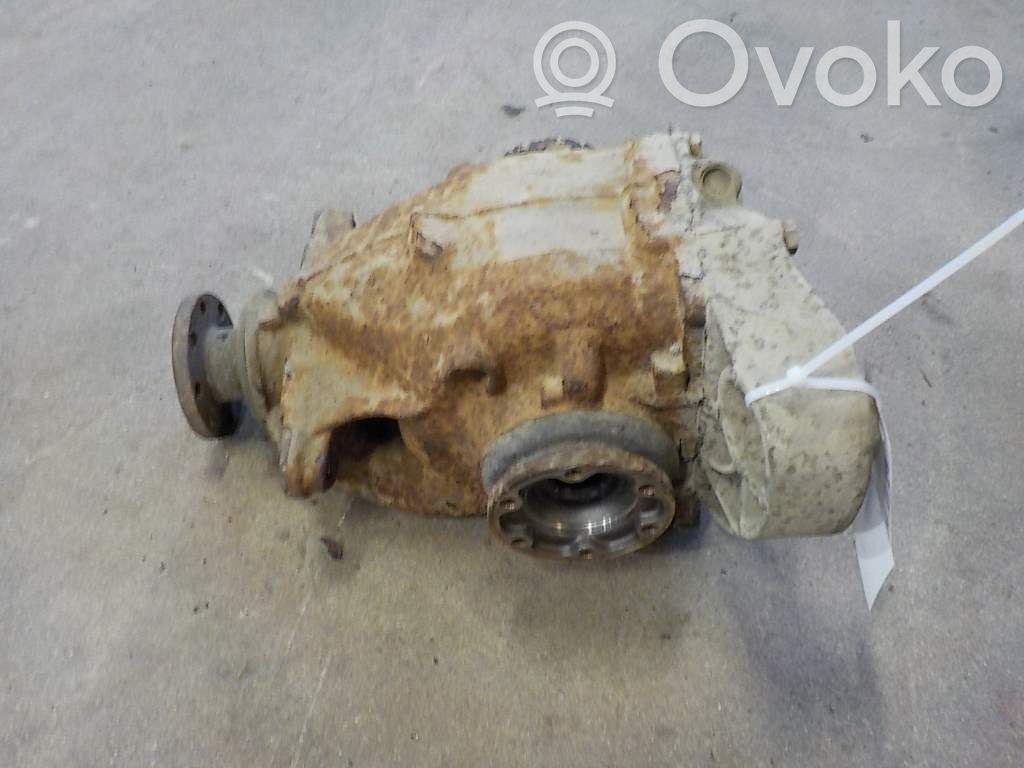 BMW 3 E90 E91 Galinis reduktorius 