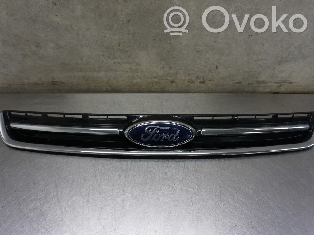Ford Kuga II Mascherina inferiore del paraurti anteriore 