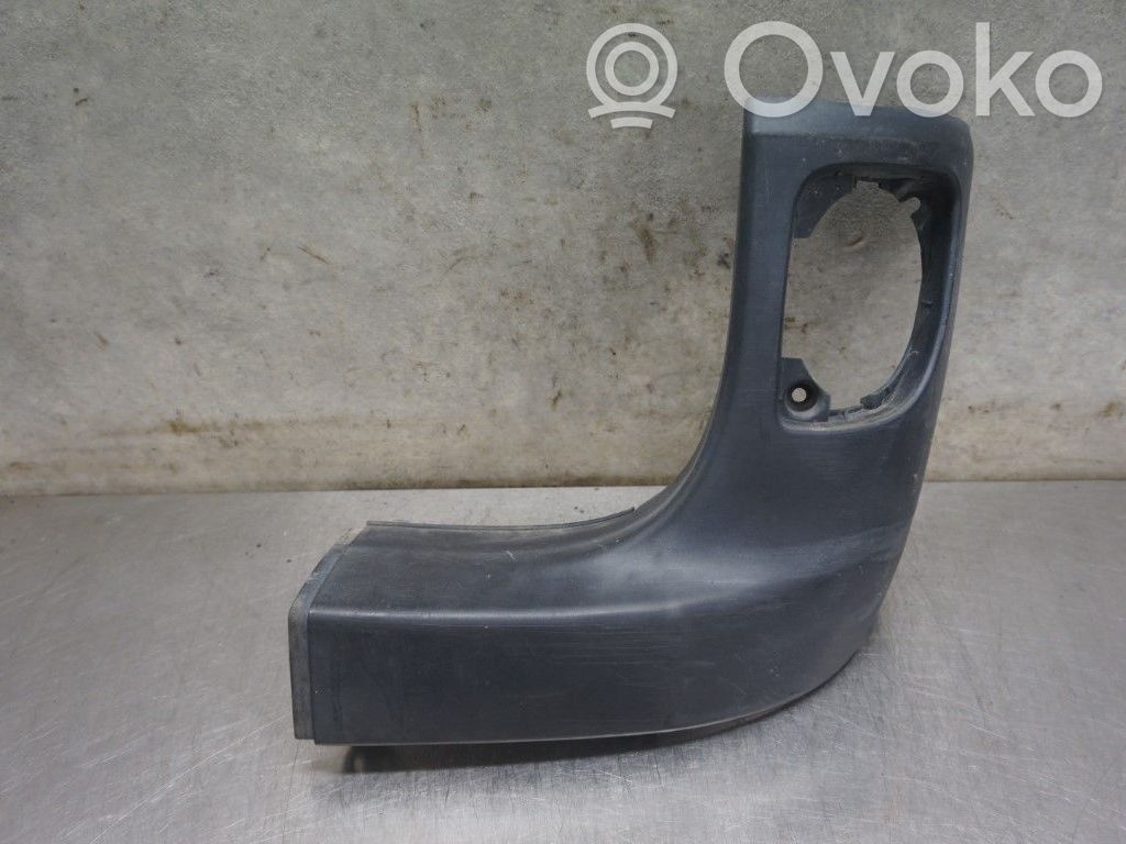Renault Kangoo II Moldura de la esquina del parachoques trasero 