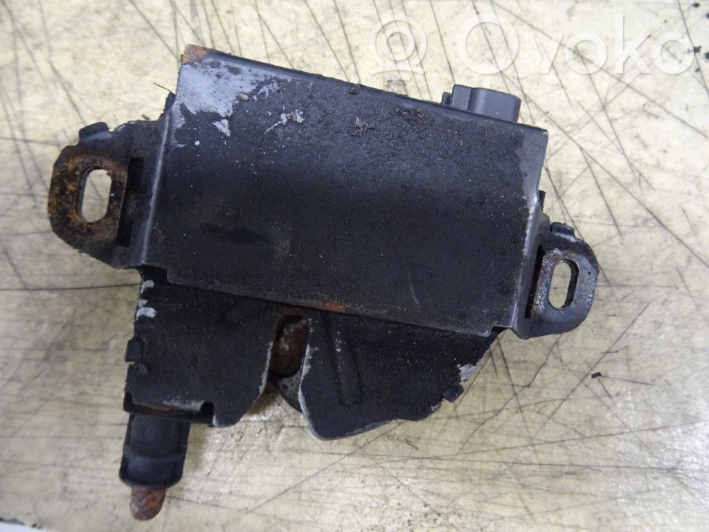 Ford Focus Încuietoare capotă 