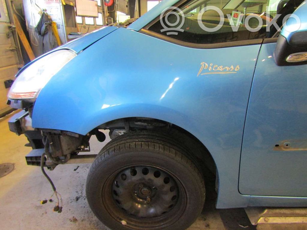 Citroen C4 I Picasso Błotnik przedni