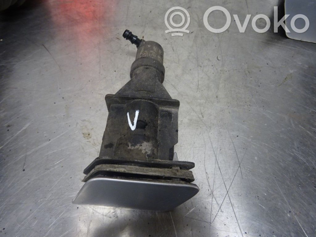 Audi A4 S4 B5 8D Ugello a spruzzo lavavetri per faro 