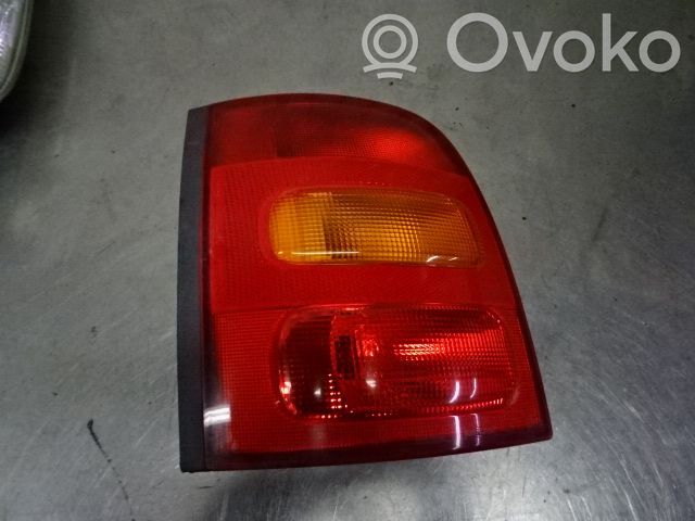 Nissan Micra Lampa tylna 