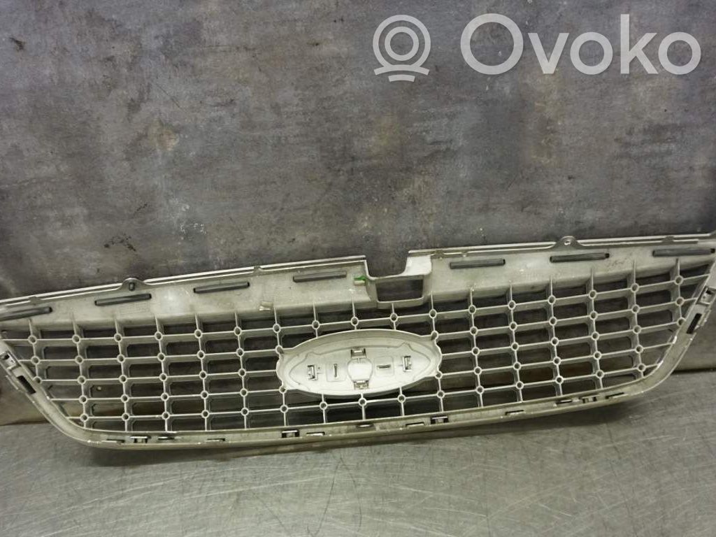Ford Mondeo MK IV Grilă inferioară bară față