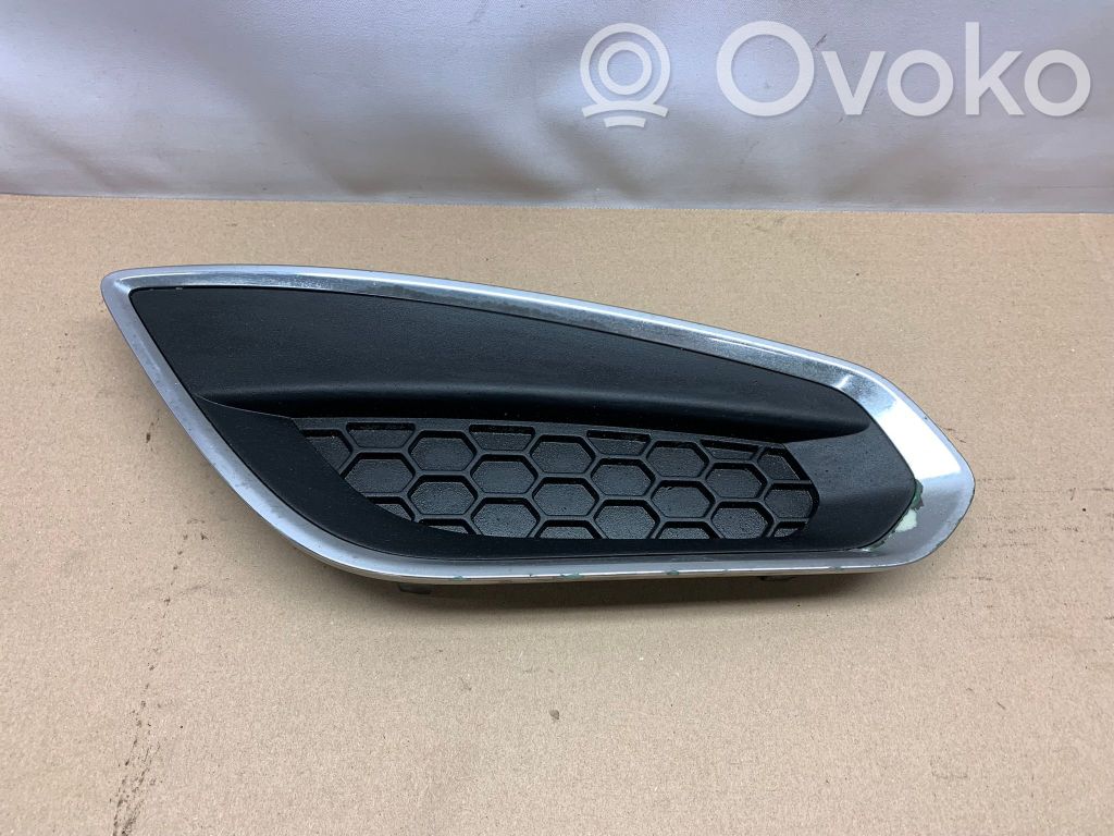 Volvo V60 Ornament colț bară față 