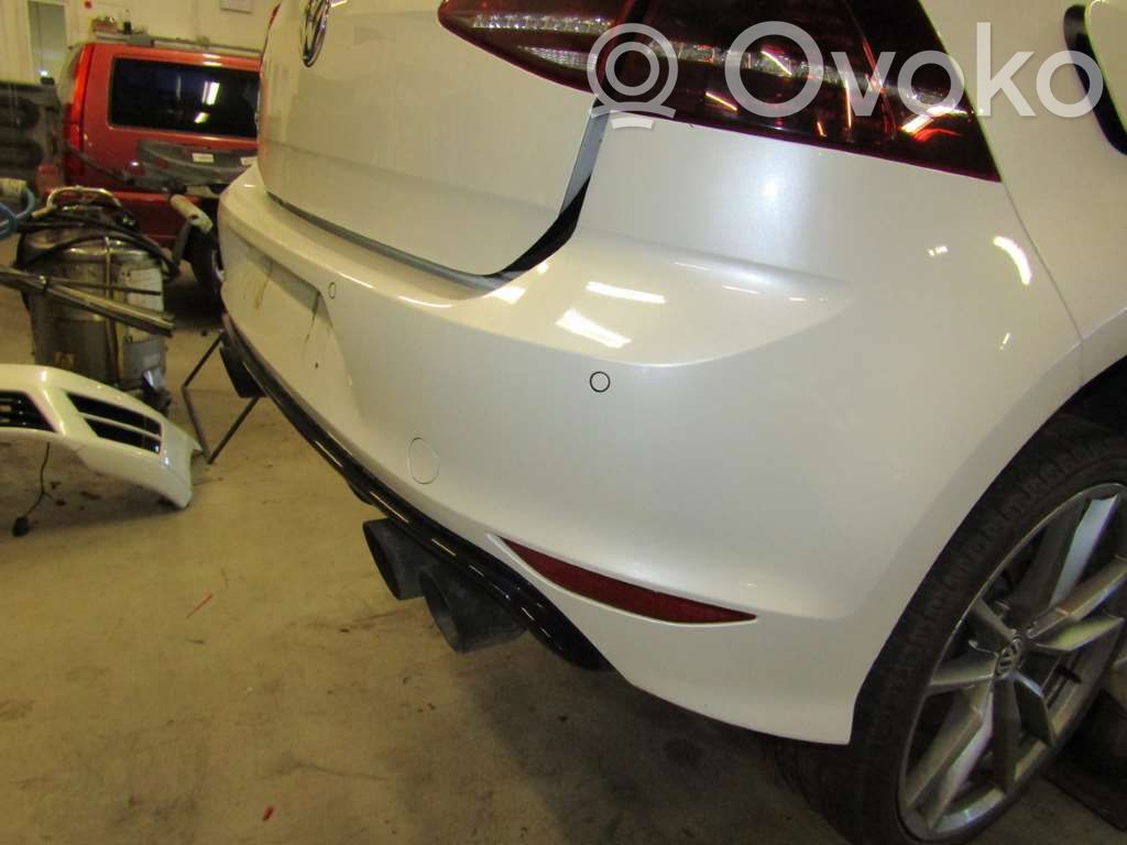 Volkswagen Golf VII Parachoques 
