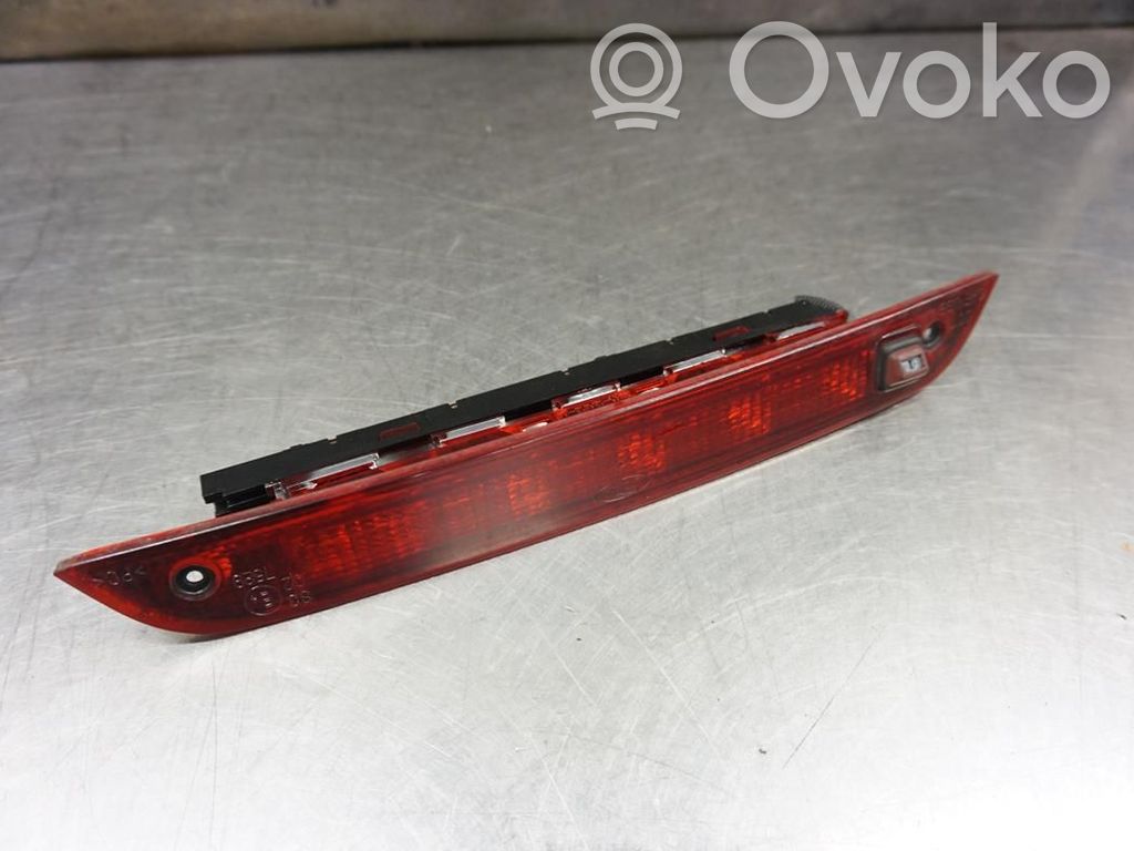 Ford Focus Third/center stoplight 