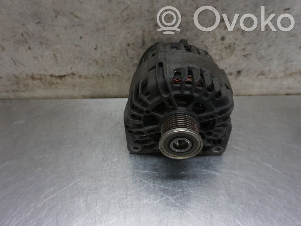 Renault Trafic II (X83) Generatore/alternatore 