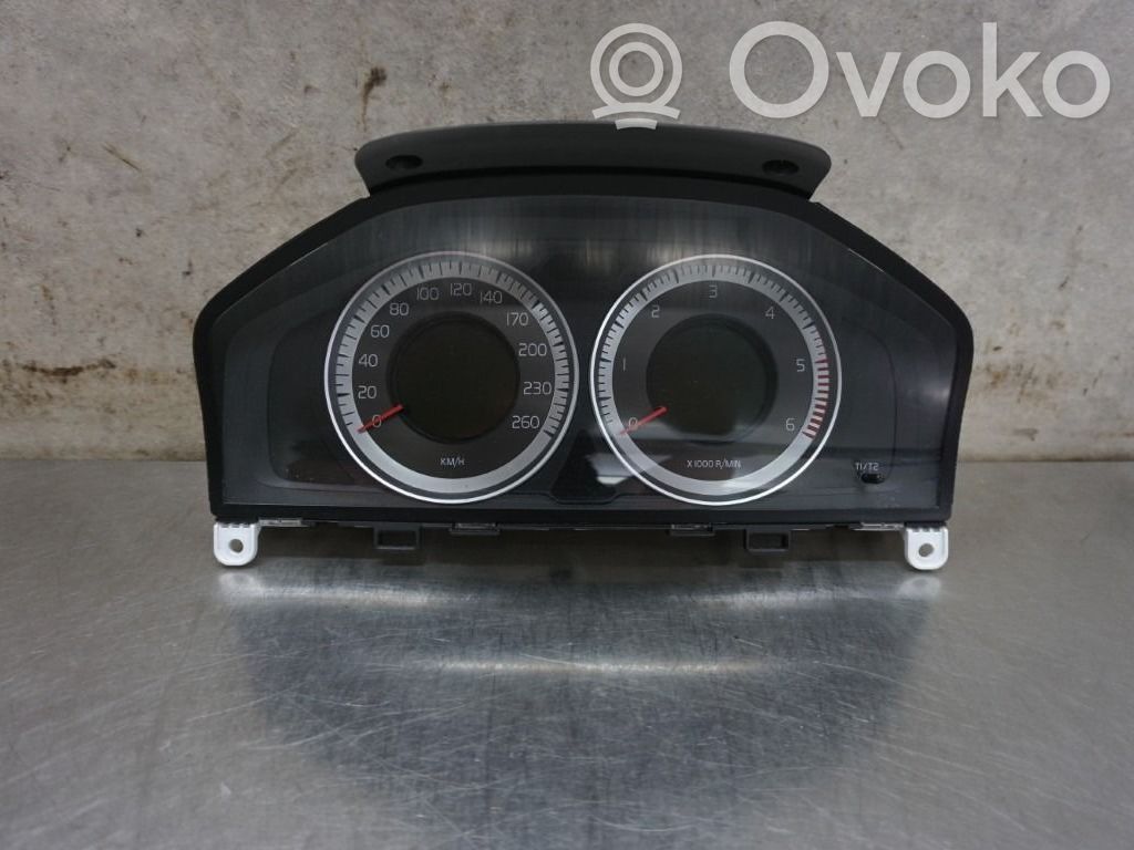 Volvo V70 Vitezometru (grup de instrumente) 