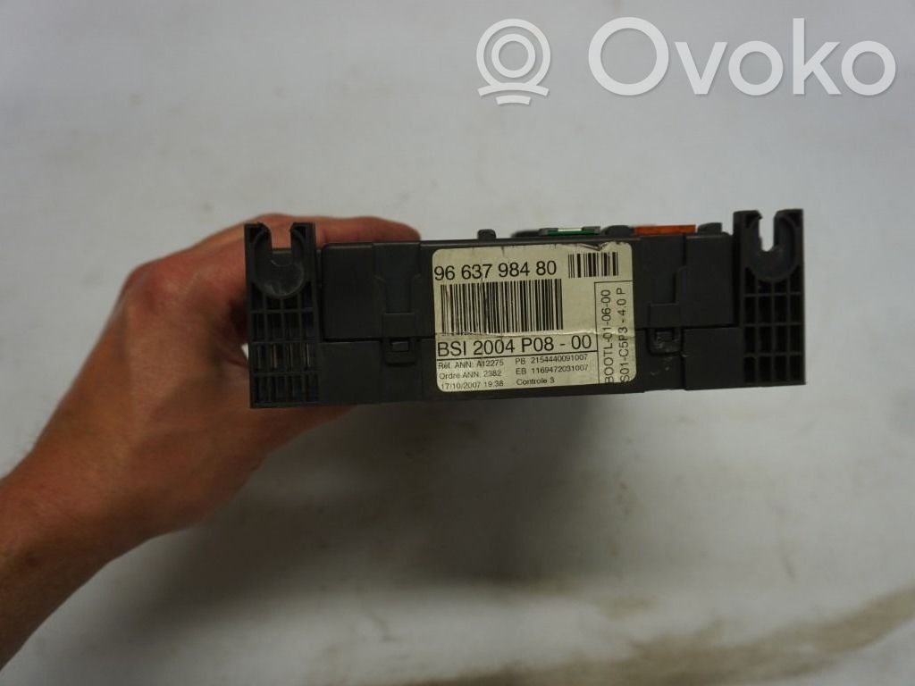 Citroen C4 I Fuse module 