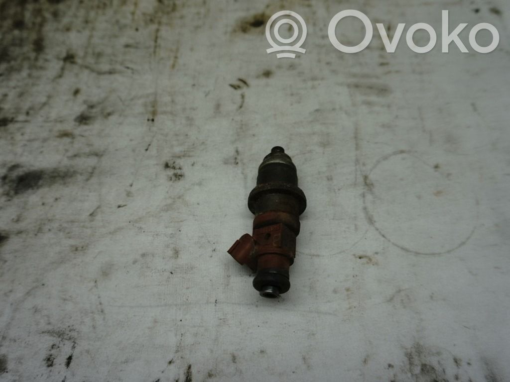 Mitsubishi Pajero Injector combustibil 