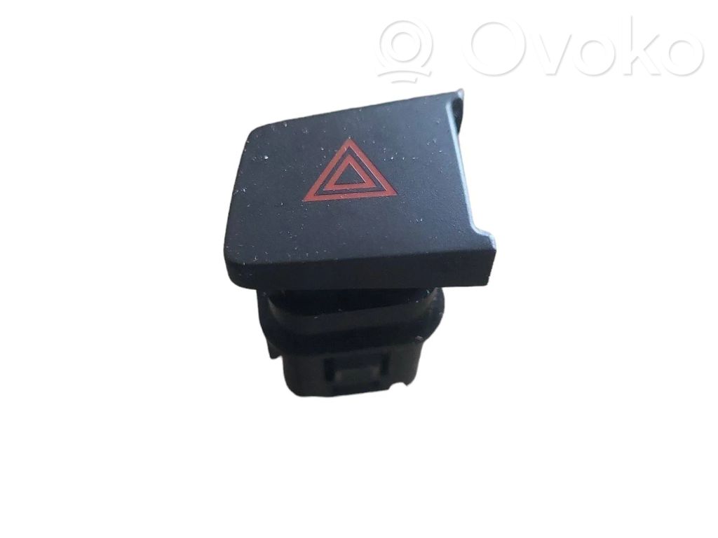 Chevrolet Captiva Hazard light switch 