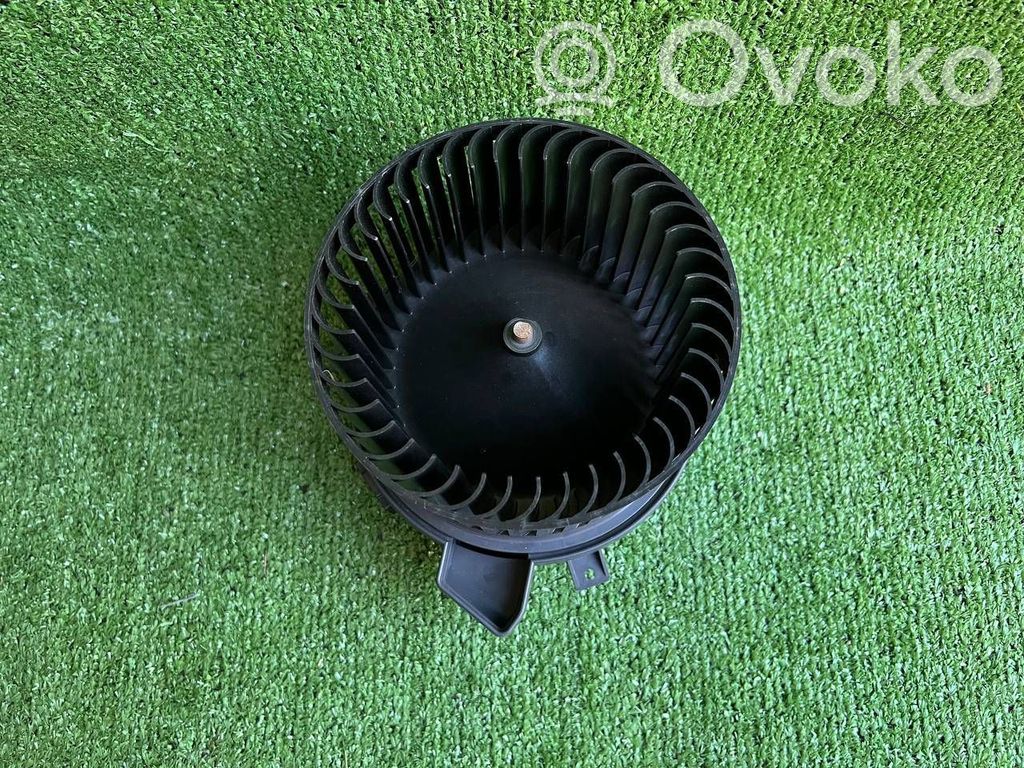 Tesla Model 3 Mazā radiatora ventilators 